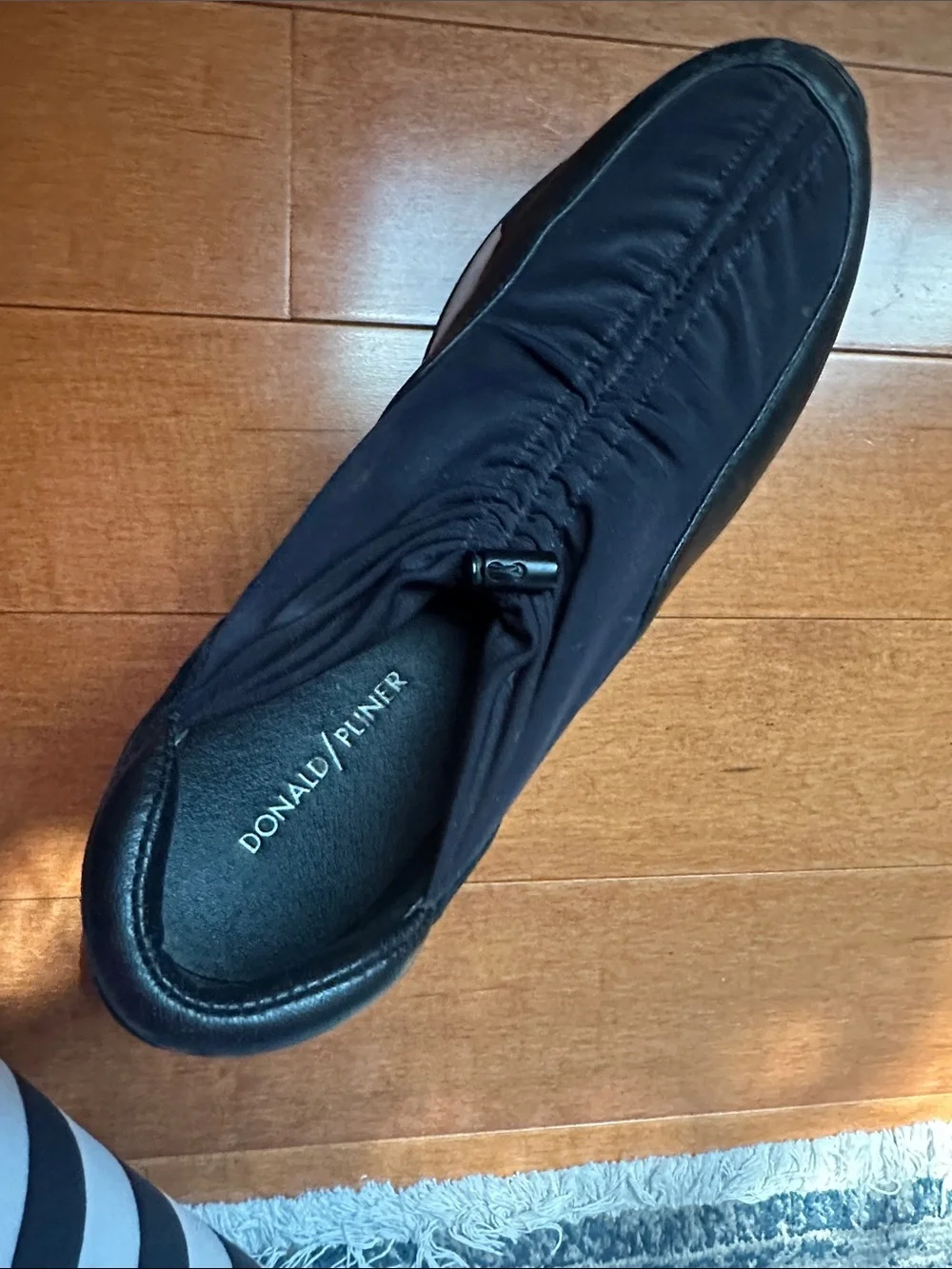 Donald J. Pliner Black Men's Slip-On Sneakers